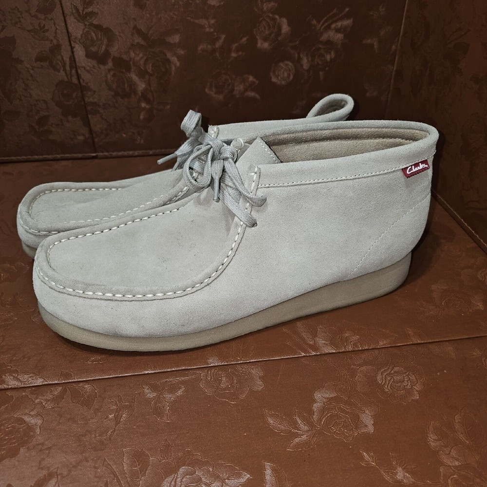 (Size-11.5) Clarks Originals Wallabee Suede Boot Chukka